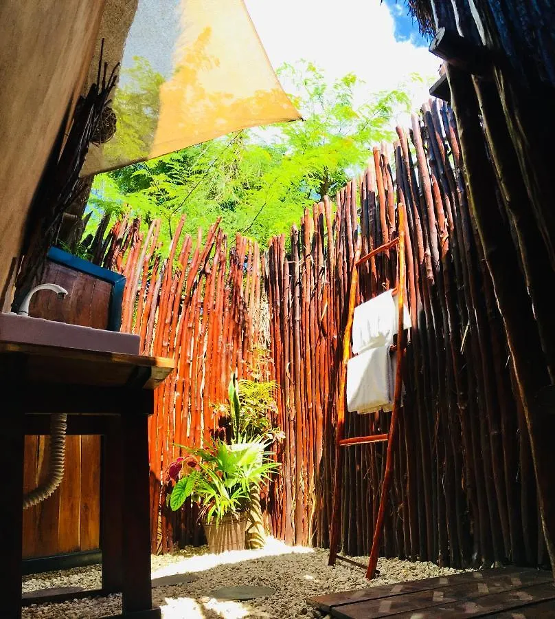 Mangata Bacalar Hotel Campsite